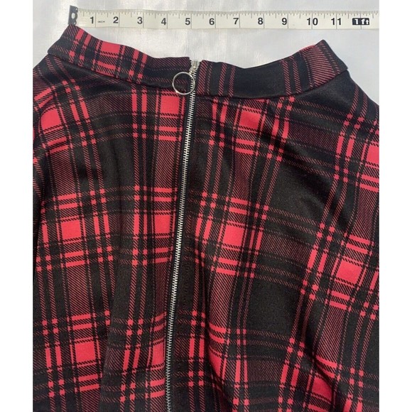 Hot Topic Skater Skirt Red and Black Extra Small Front Zipper - Picture 9 of 9